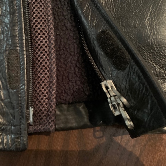 Hugo Boss Men's leather Fall jacket - Picture 9 of 14